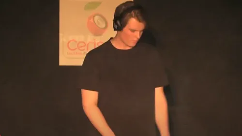 Cerise fm live #4 - partie 5 - Julian Cross